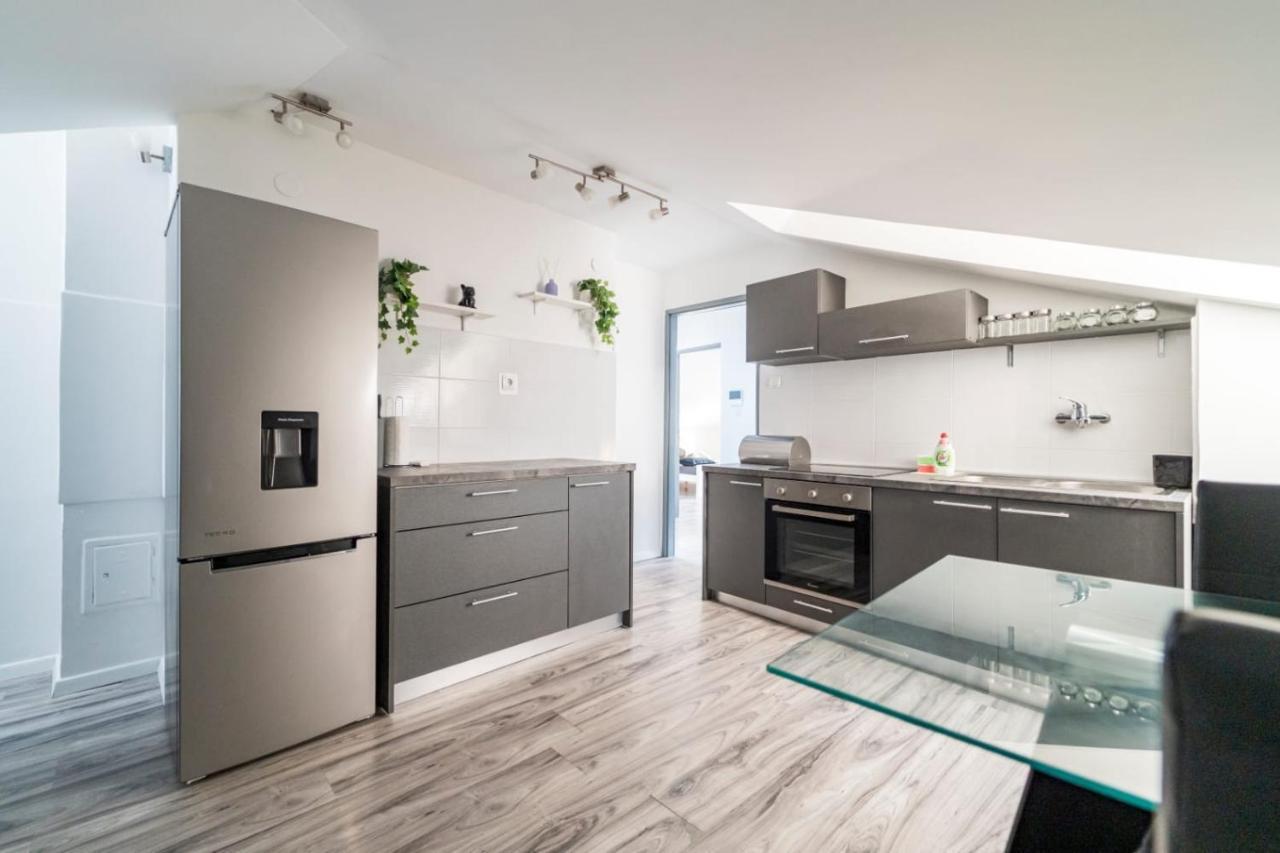 City Center Mayess Aparment Zadar Exterior photo
